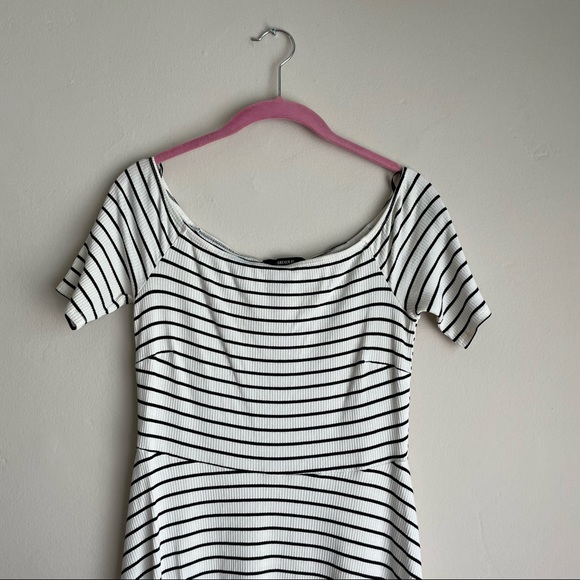 Forever 21 Black & White Stripe Off the Shoulder Dress - Picture 2 of 6